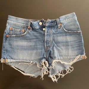 Levi’s 501 Cutoff Shorts